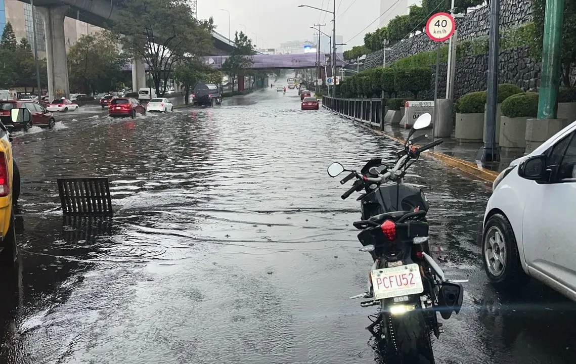 Caos por lluvias en Puebla: reportan inundaciones, encharcamientos y daños en viviendas