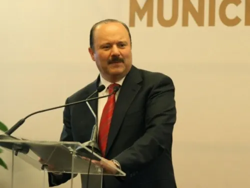 Subastan ganado y propiedades aseguradas a César Duarte