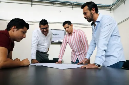 Gobierno de la Ciudad agiliza trámite en línea para abrir negocios en menos de 72 horas