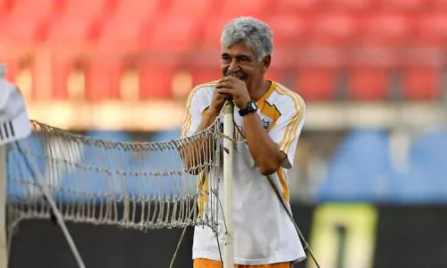 Tuca Ferretti: “Tenemos que ser campeones sin importar el torneo que disputemos”