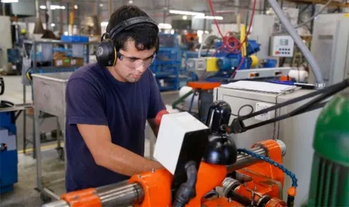 Repunta valor de producción y empleo manufacturero