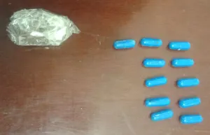 Asegura Policía Estatal Preventiva a un hombre en posesión de diversas dosis de droga