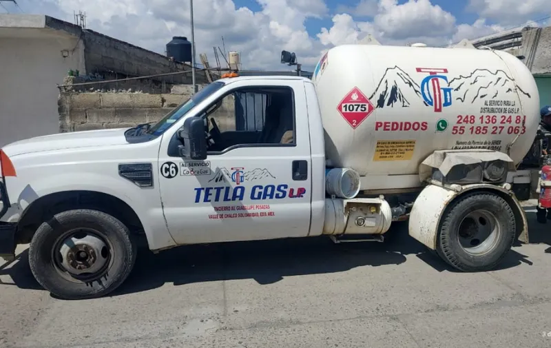 Detiene SSP a dos hombres por no acreditar la procedencia de gas LP