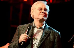 Fallece George Jones, popular cantante de country