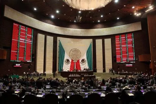 PEF 2019 llega el 15 de diciembre, Cámara hará recortes, sin tocar dieta de diputados