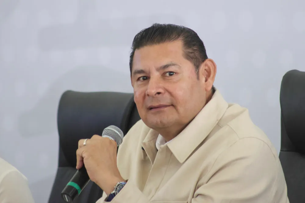 Alejandro Armenta, el gobernador mejor evaluado de México con 70% de aprobación: CE Research