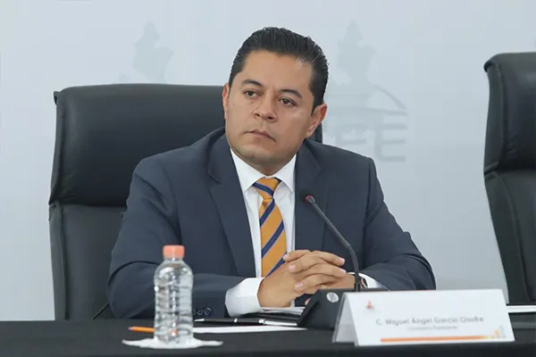 Reportan brote de Covid-19 en el IEE