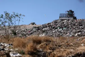 Comuna no será juez y parte en Relleno Sanitario: Gabriel Navarro