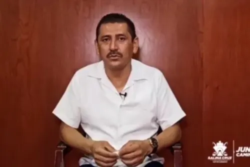 Salina Cruz cierra accesos para disminuir casos de Covid-19