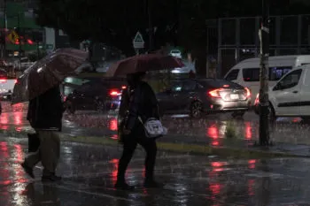 Se pronostican lluvias y vientos fuertes esta tarde en Puebla capital, toma precauciones
