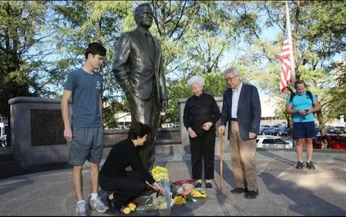 EU comienza semana de homenajes a George H. W. Bush