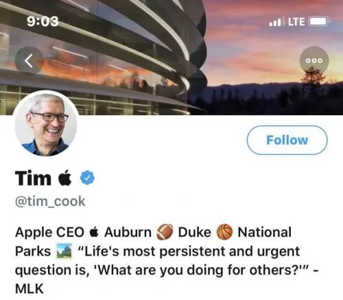 Tim Cook cambia su apellido en Twitter por el logo de Apple