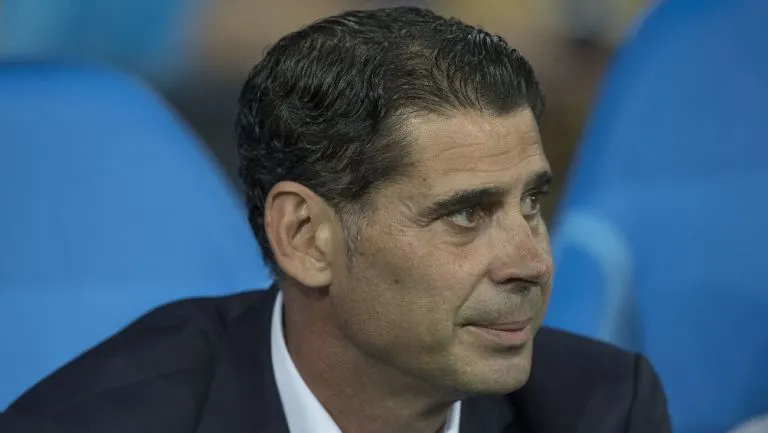 Fernando Hierro es el nuevo director deportivo de Chivas