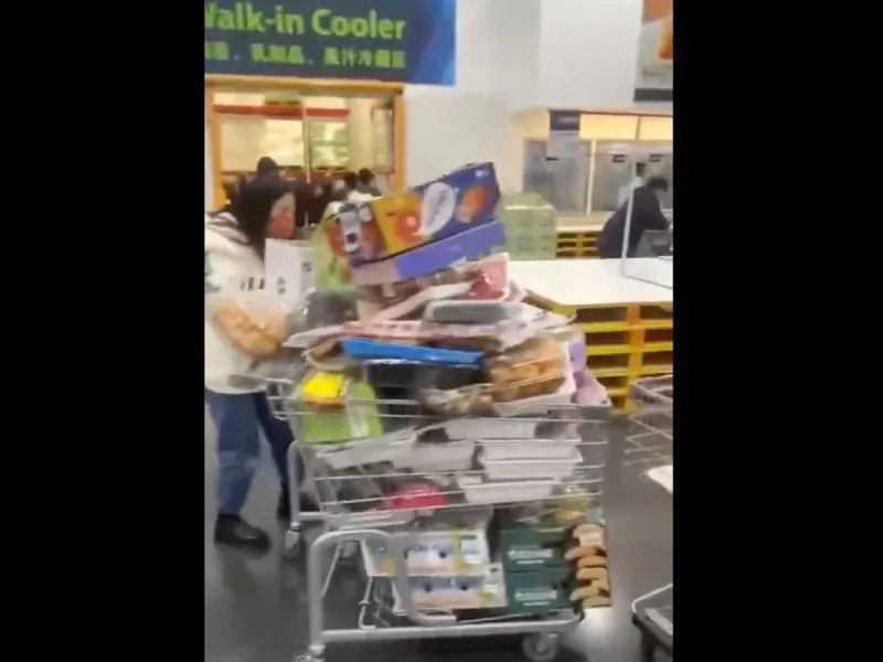 Brotes de violencia en supermercados de Shanghai tras anuncio de confinamiento