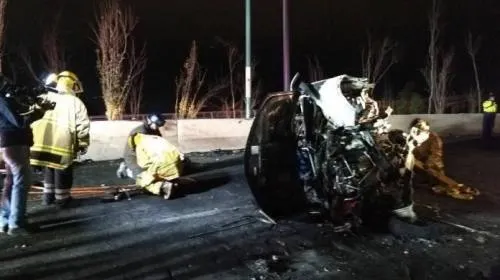 VIDEO: Dos muertos y seis lesionados, resultado de volcadura en el Periférico