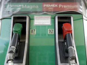Gasolina Premium observará reducción de tres centavos