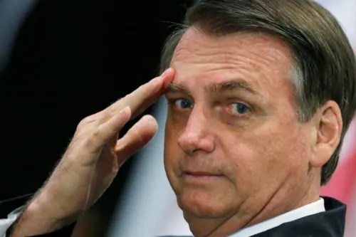 Autoridades españolas detienen un avión de Bolsonaro con 39 kilos de cocaína