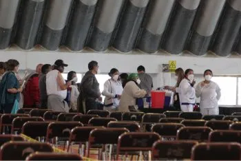 Sin vacunar contra COVID-19, más de 178 mil personas en Puebla: Salud