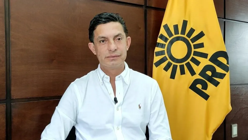En los últimos cinco años, el PRD no ha comprado un solo vehículo: Carlos Martínez Amador