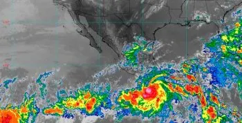 Agatha, de categoría 2, genera lluvias puntuales intensas en Chiapas, Guerrero y Oaxaca