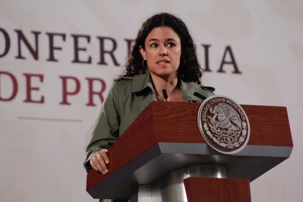 Luisa María Alcalde