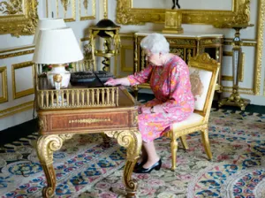 Reina Isabel II agradece en Twitter felicitaciones por su cumpleaños