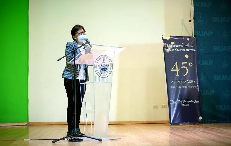 buap-aniversario-prepa-enrique-cabrera