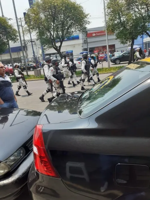 Decomisan artículos prohibidos, como son los tácticos de uso policial y militar en “La Fayuca”