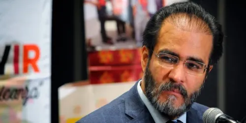 René Bejarano se quiere apoderar del movimiento contra la privatización del agua