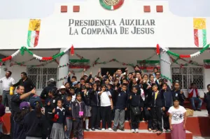 Inaugura Néstor Camarillo rehabilitación de presidencia en La Compañía