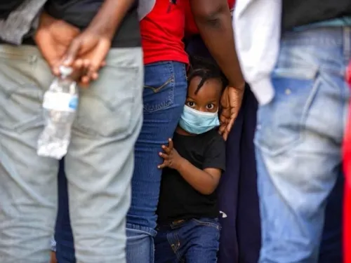 EU registra mil 255 muertos por Covid-19 en 24 horas