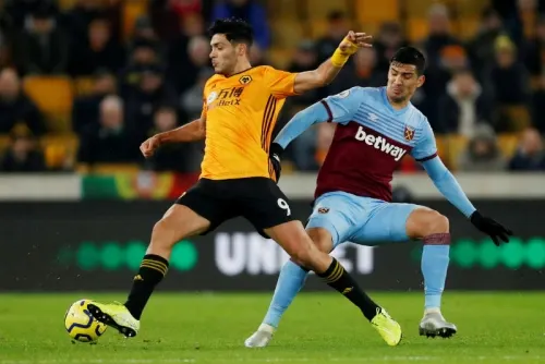 Con Rául Jiménez, Wolverhampton vence 2-0 al West Ham y escala al quinto lugar
