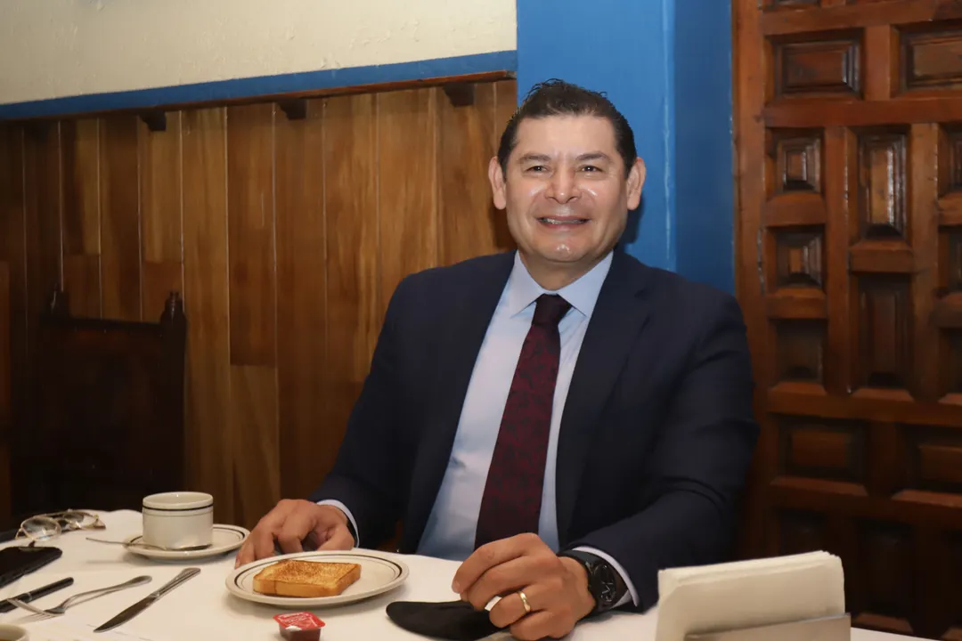 Dice Armenta que no contribuyó al caso Toledo; en Texmelucan todos dicen que sí