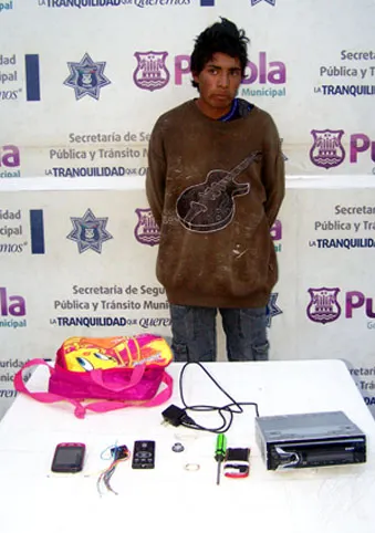 Policía municipal aseguró a presunto asaltante
