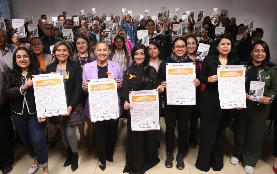 Gobierno de Puebla toma protesta a integrantes de las Unidades de Igualdad Sustantiva