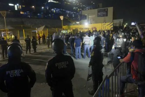 Retiran ventilación artificial a aficionado de Tigres: Secretario de Salud estatal