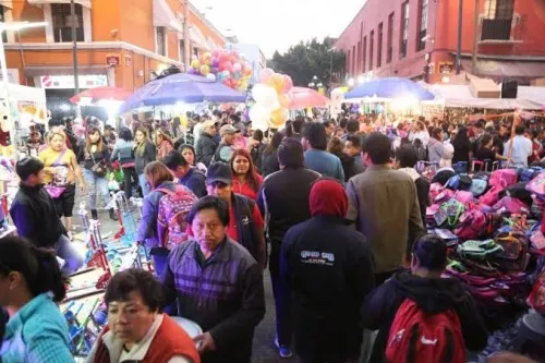 Invasión de ambulantes afectó llegada de turistas