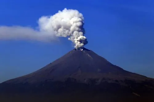 Alertan por actividad en el Popocatépetl