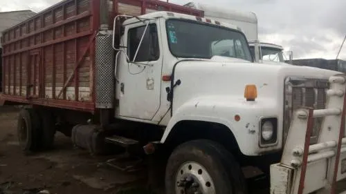 Policía estatal y Ejército aseguraron 32 vehículos utilizados para el robo de combustible