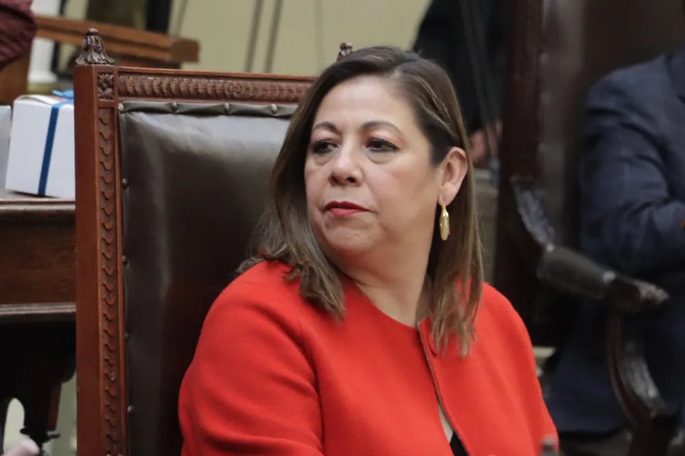Defiende Artemisa García postulación de Idamis Pastor al cargo de fiscal