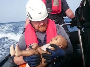 Bebé migrante muerto, otro caso de indignación en redes sociales