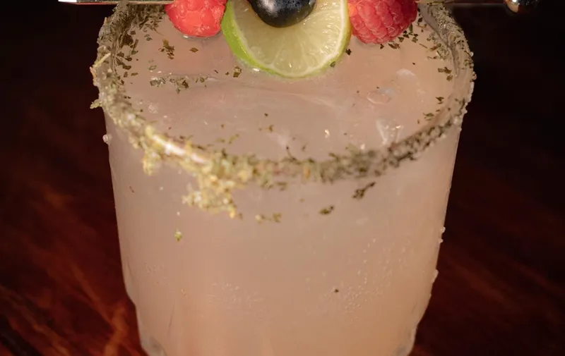 demiurgo-cocteleria-mezcaleria-pue