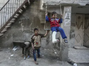 Más de 86 millones de niños pasan su vida en guerras: Unicef