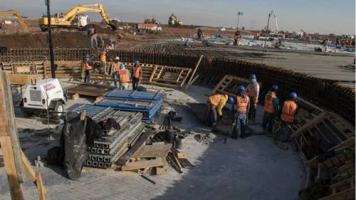 Cancelar el NAIM, riesgo clave para sector aeroportuario, advierte Moody’s