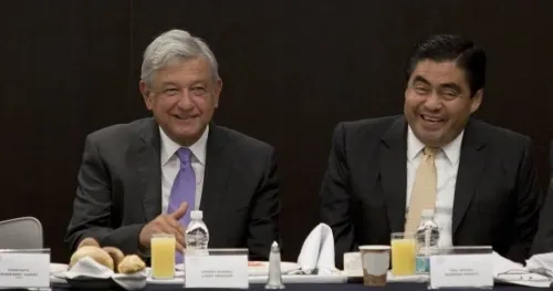 Gobernador electo se reúne con el presidente de México