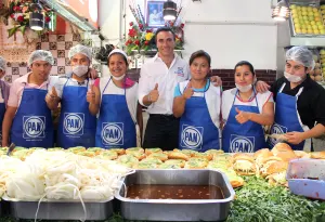 Ofrece Cabalán gestión de recursos para locatarios de El Carmen
