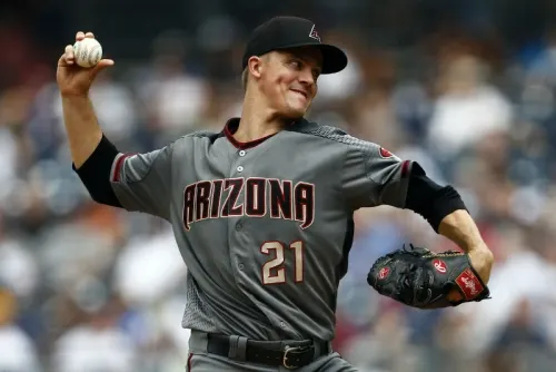 Astros incorporan a Zack Greinke para llegar a la Serie Mundial e incluso ganarla