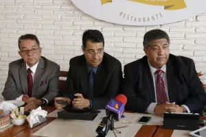 Renuncia de Beltrones debe generar salida de Chidiac: COE