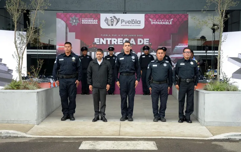 ayto-pue-entrega-uniformes-ssc-pue
