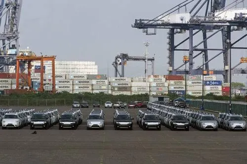 Sector automotor da impulso a las exportaciones durante junio